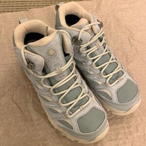 Merrell Moab 3 Mid Waterproof Hiking Boots Women's Size 8 NWT!